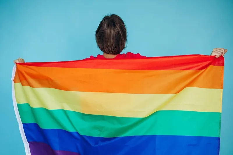 Haben homo- und bisexuelle Menschen ein höheres Risiko für psychische Störungen als heterosexuelle Menschen?