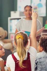 Wie gut helfen Programme, in denen Kinder den Umgang mit Gefühlen lernen?